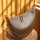 Louis Vuitton Loop Hobo M46311