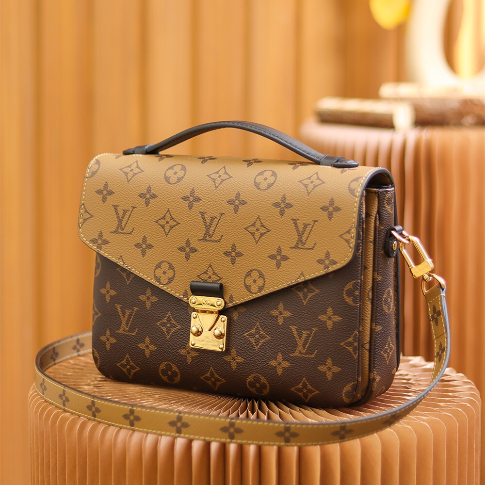 Louis Vuitton Pochetth Metis M44876