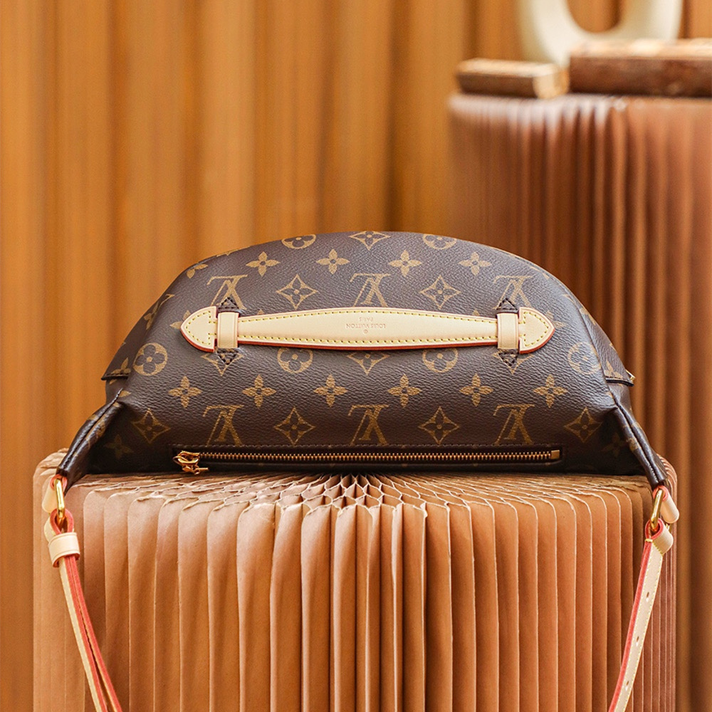 Louis Vuitton Bumbag M43644