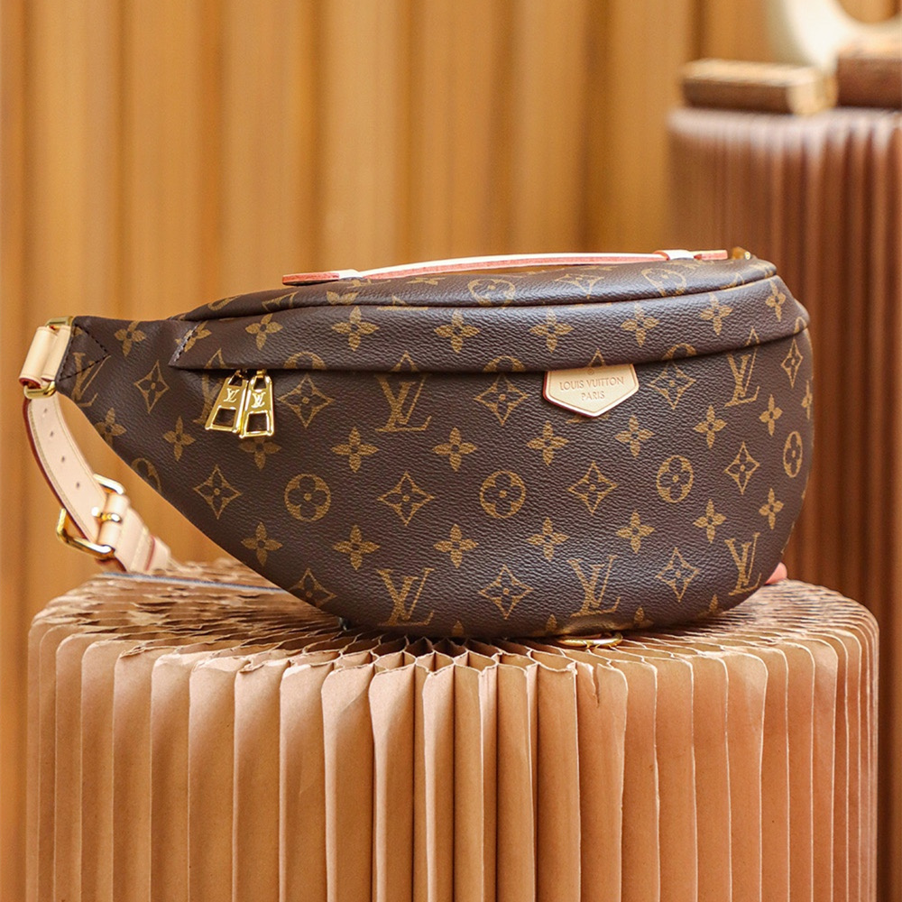 Louis Vuitton Bumbag M43644