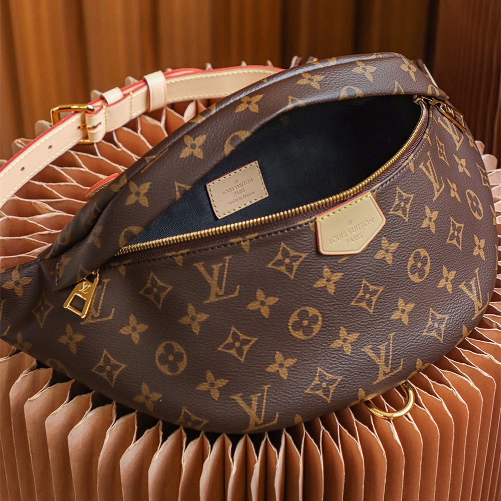 Louis Vuitton Bumbag M43644