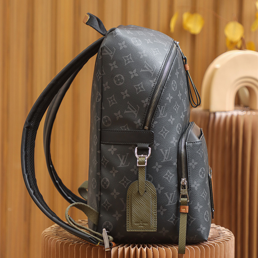 Louis Vuitton Discovery M45218