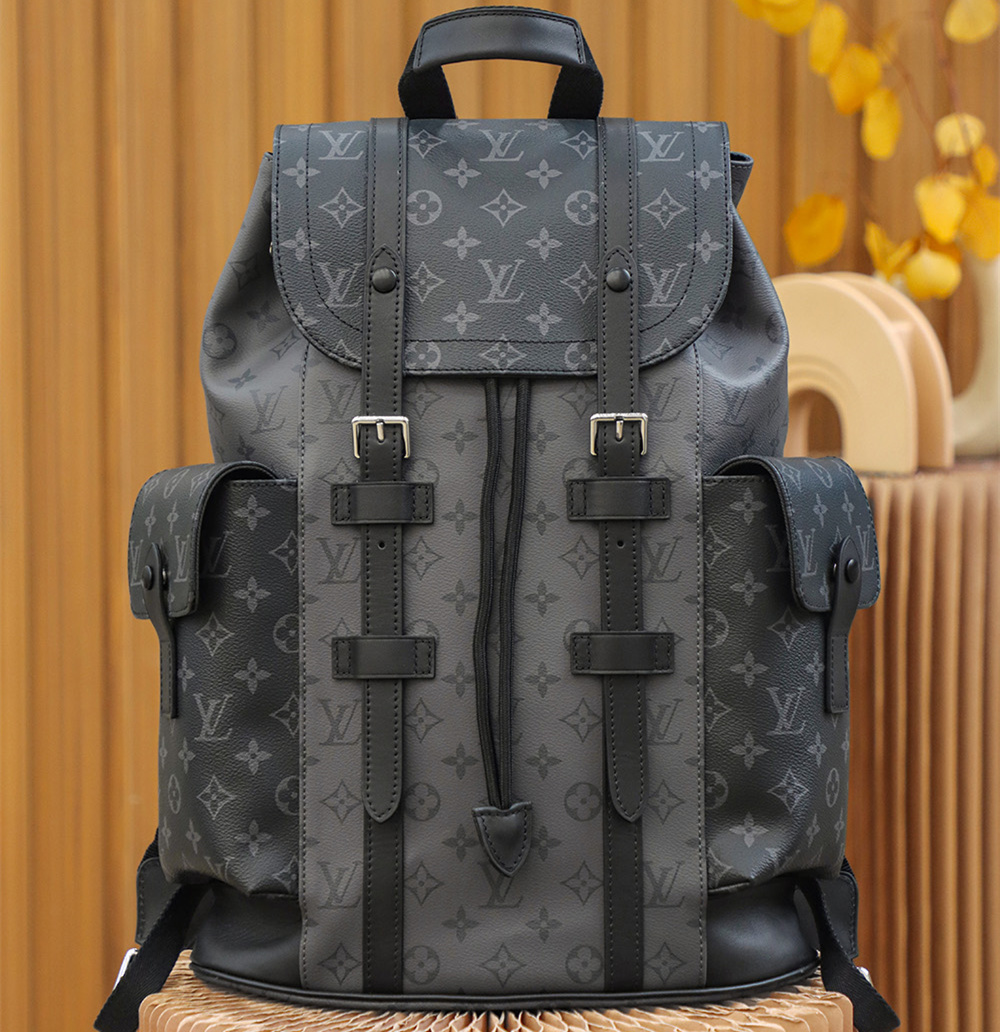 Louis Vuitton Christopher M45419