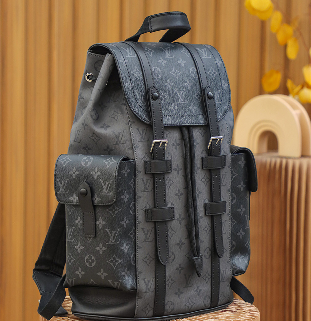 Louis Vuitton Christopher M45419