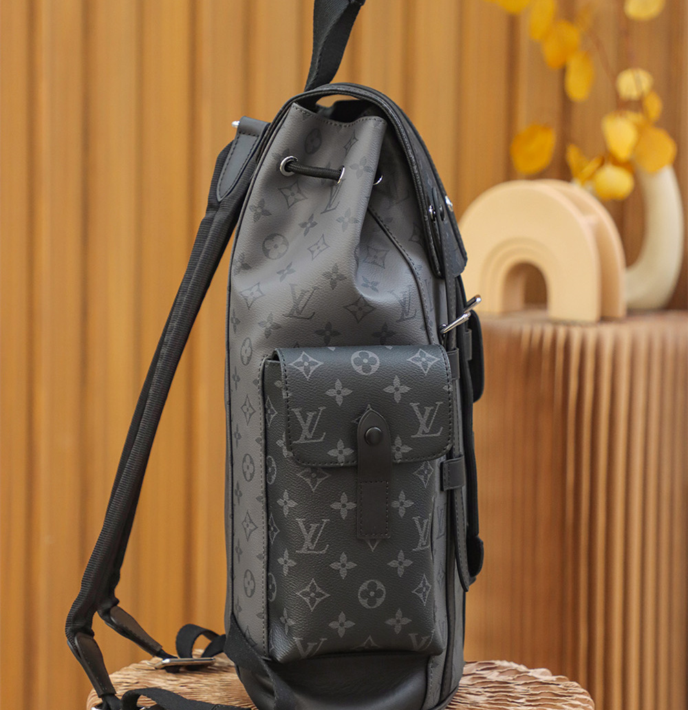 Louis Vuitton Christopher M45419