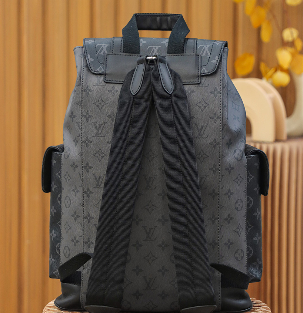 Louis Vuitton Christopher M45419