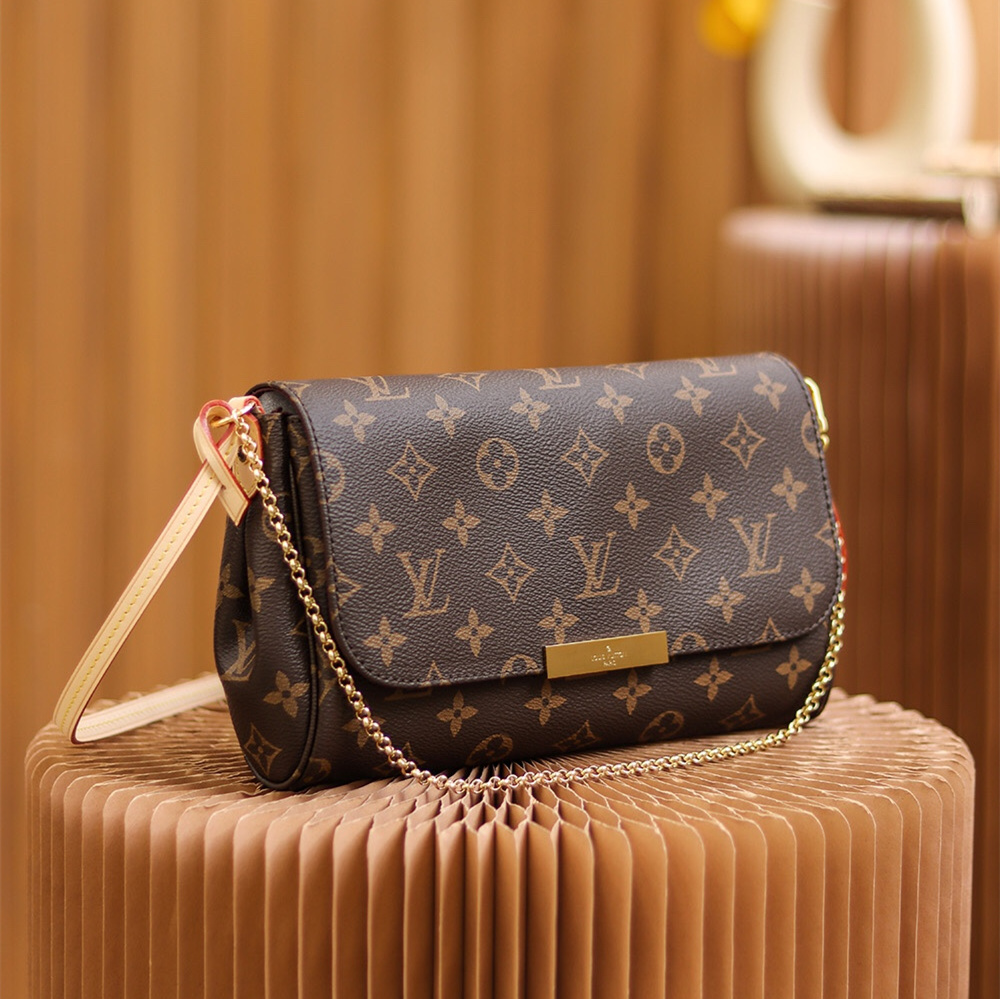 Louis Vuitton Favorite M40718