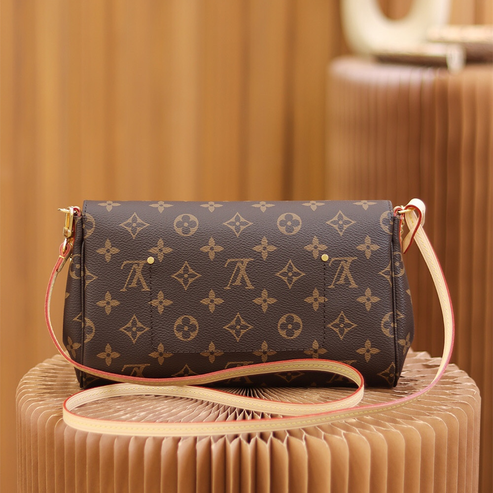 Louis Vuitton Favorite M40718