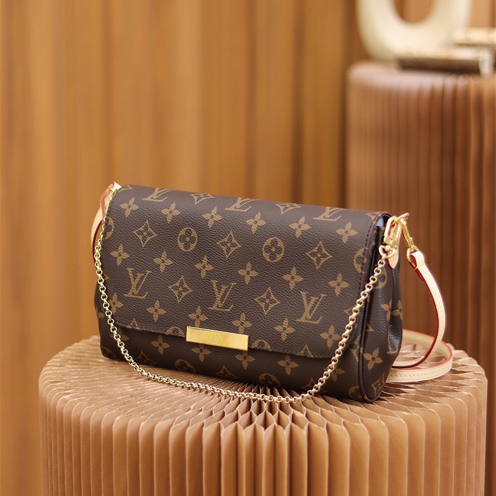 Louis Vuitton Favorite M40718