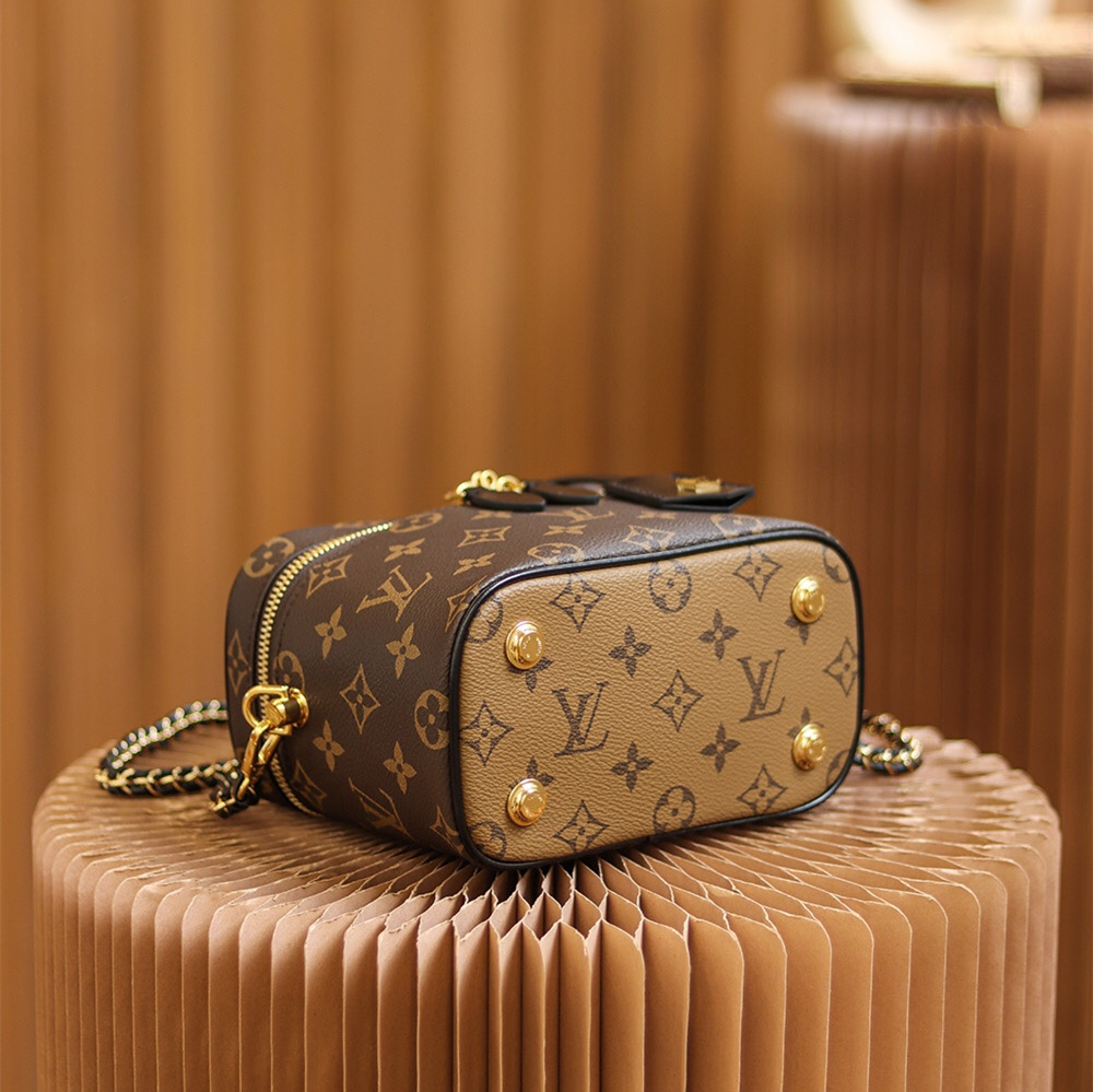 Louis Vuitton Vanity M45165