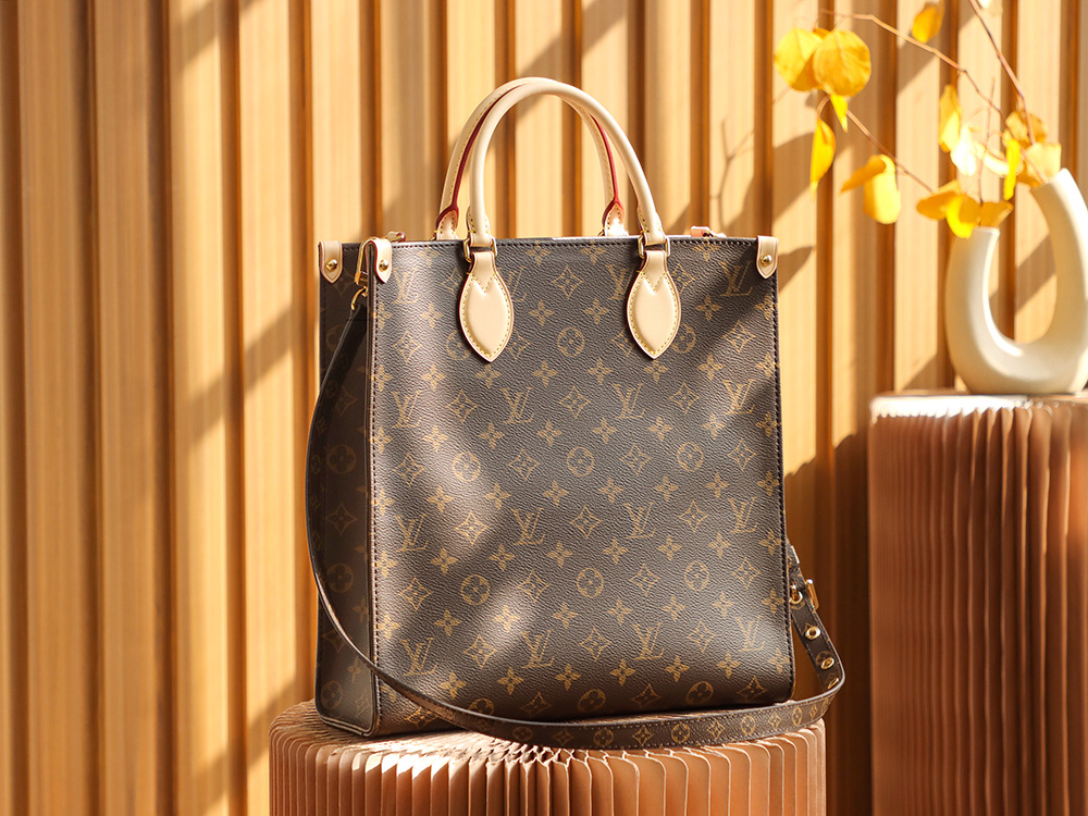 Louis Vuitton Sac Plat BBM45848