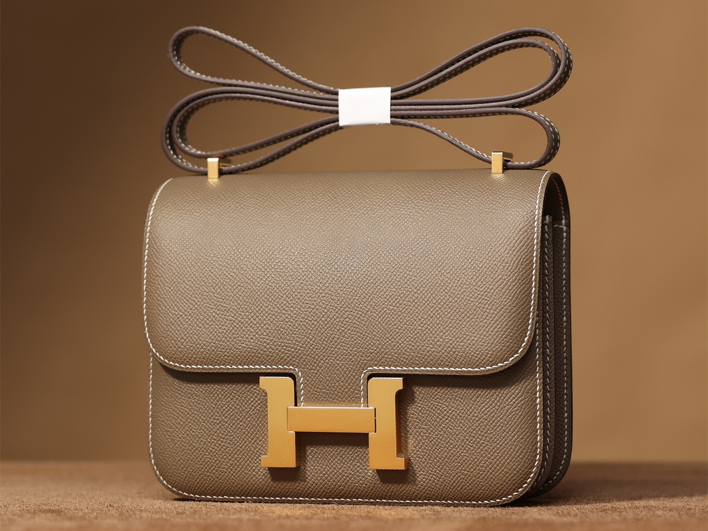 Hermes Constance 19