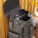 Louis Vuitton Christopher M41379