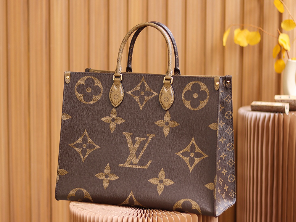 Louis Vuitton Onthego Tote M44576