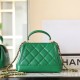 Chanel 24A series polished lambskin shoulder bag green