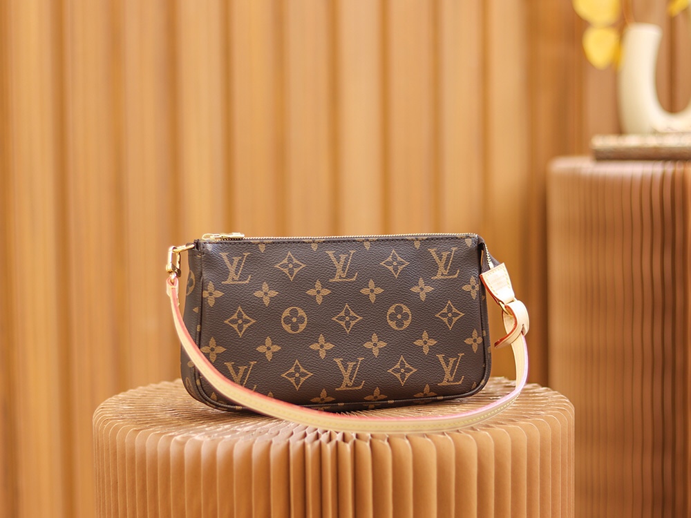 Louis Vuitton PochetteAccessoires M40712