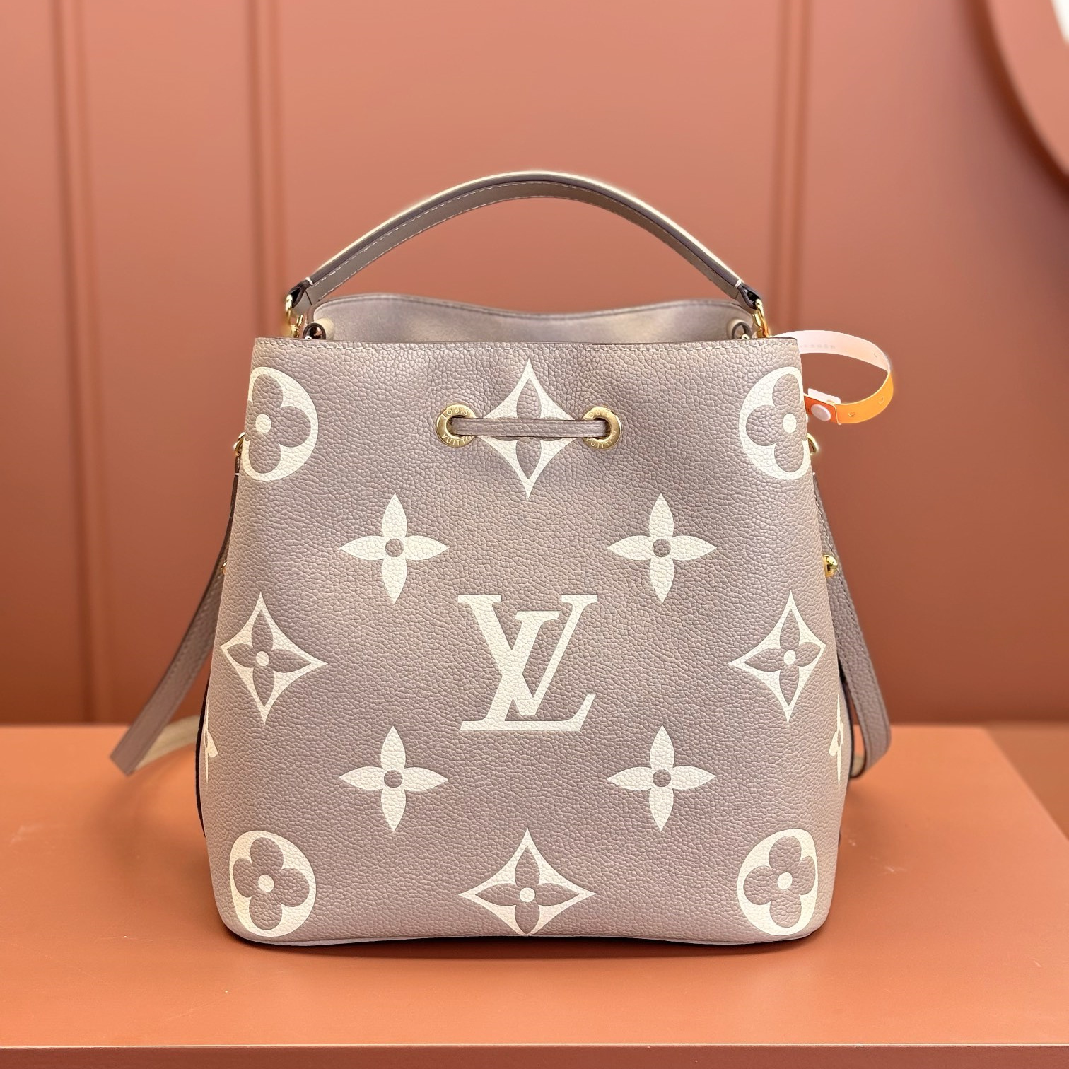 Louis Vuitton Neonoe M45555 