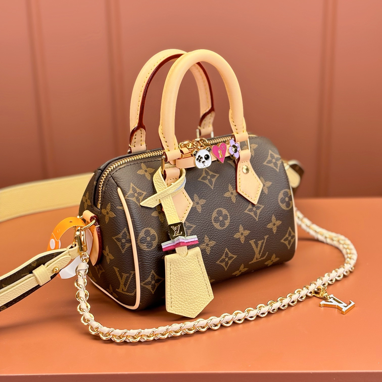 Louis Vuitton SpeedyBandouliere M46970 