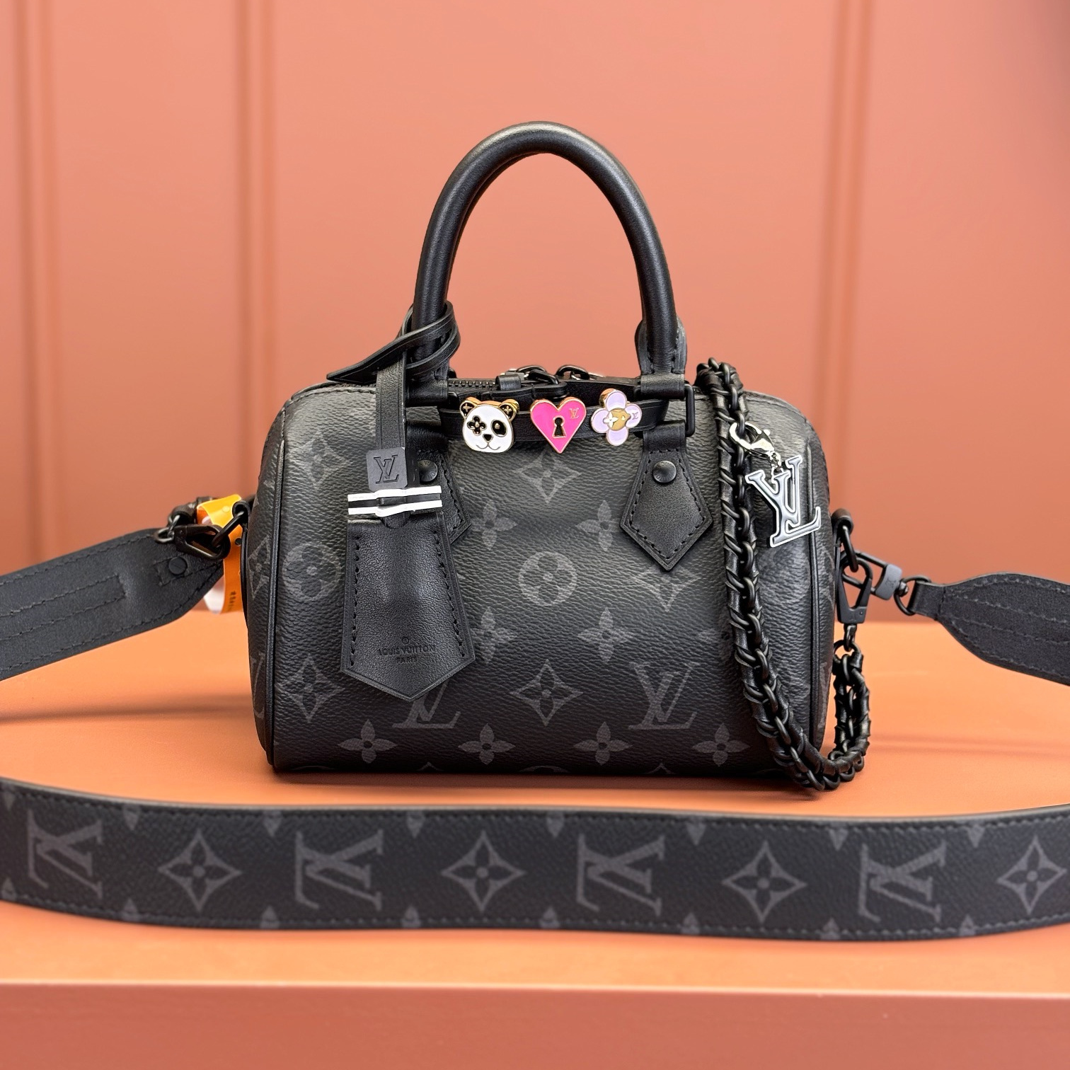 Louis Vuitton SpeedyBandouliere M24606 