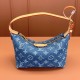 Louis Vuitton HillsPochette M82949 