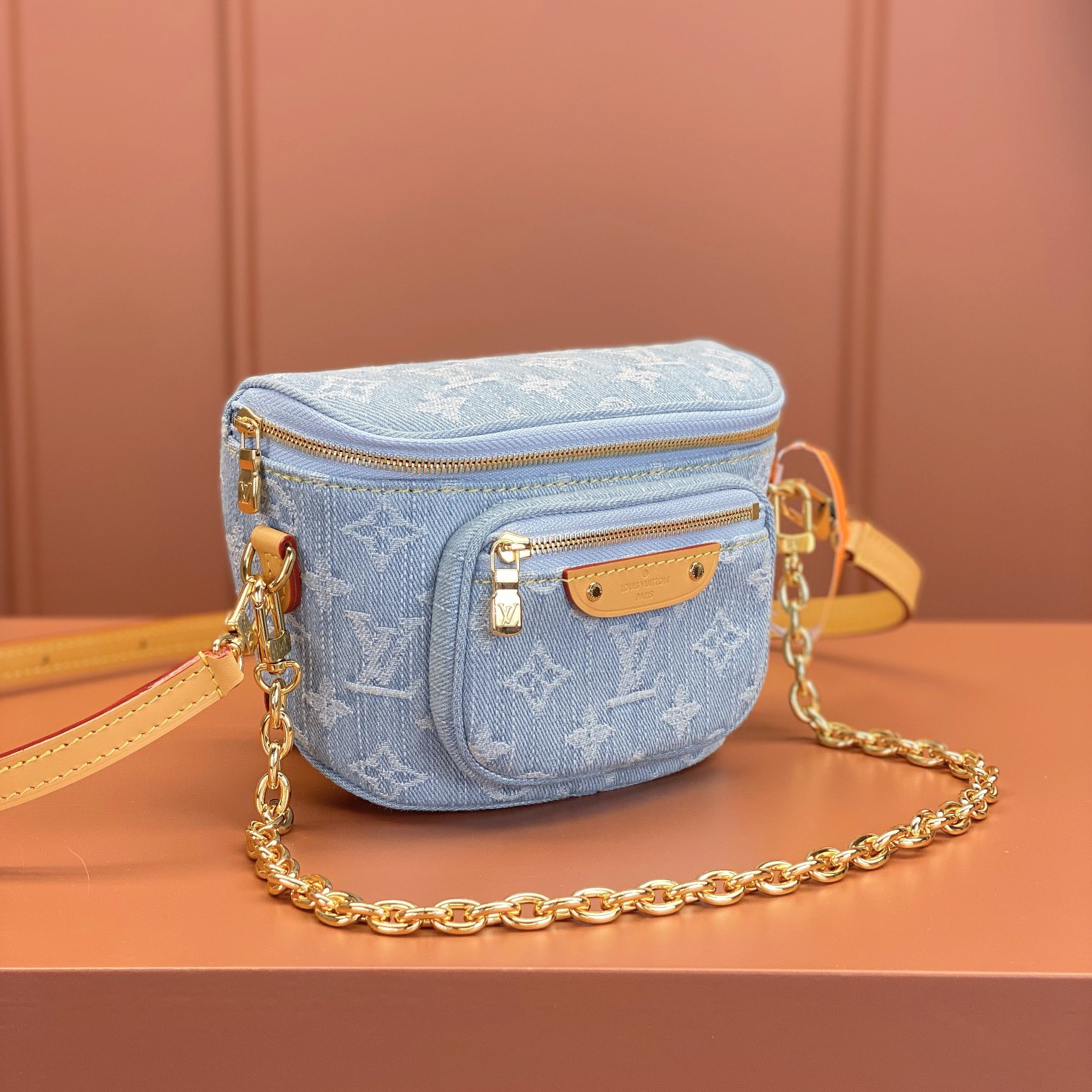 Louis Vuitton MiniBumbag M83353 