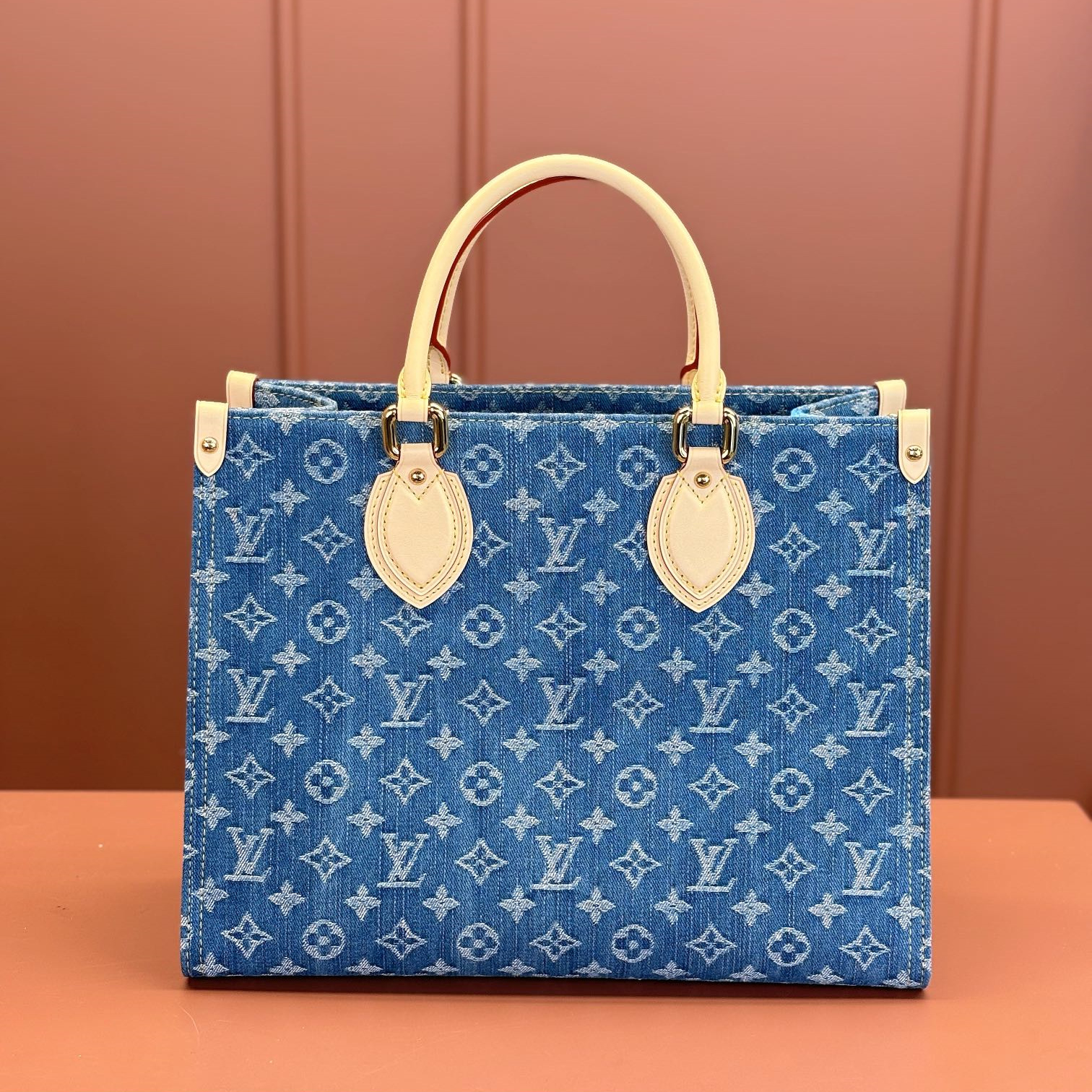 Louis Vuitton Onthego M46871 