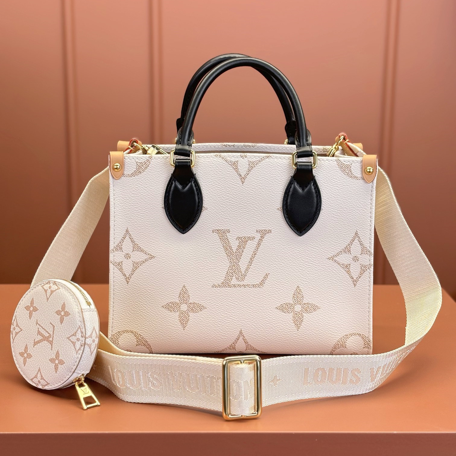 Louis Vuitton Onthego M25433 