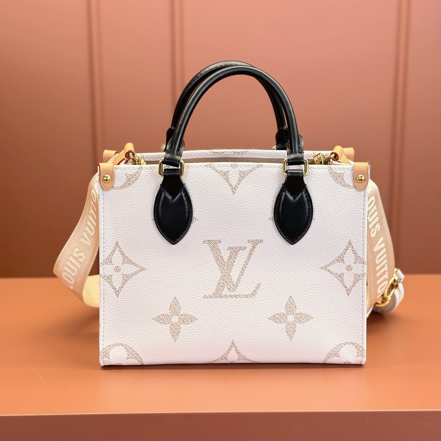 Louis Vuitton Onthego M25433 