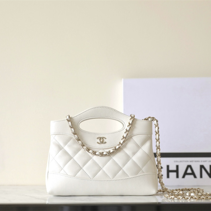 Chanel 24S spring and summer series shoulder bag white