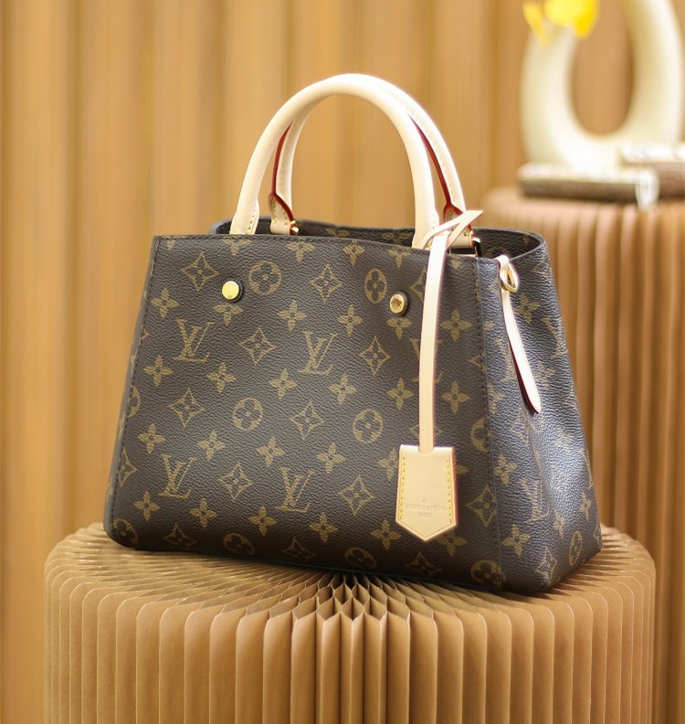 Louis Vuitton Montaign BB M41055