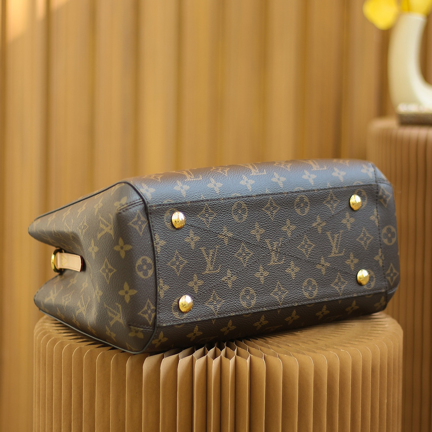 Louis Vuitton Montaigne BB M41056