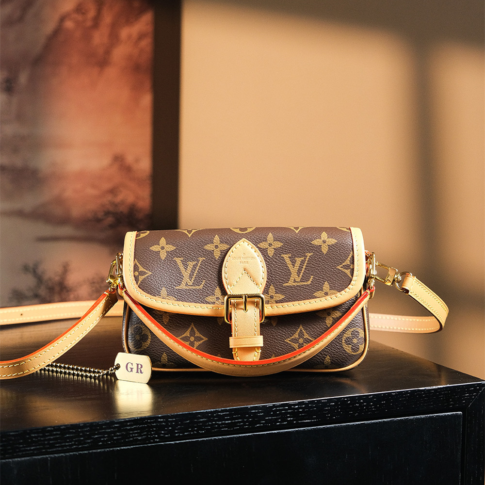 Louis Vuitton Nano Diane M83298