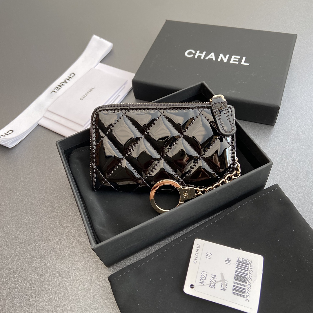 Chanel AP0221 coin purse black patent leather gold buckle