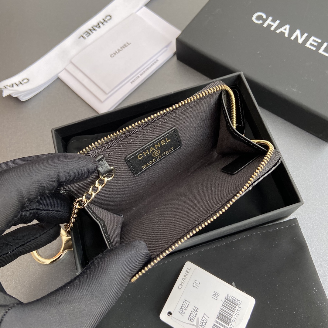 Chanel AP0221 coin purse black patent leather gold buckle