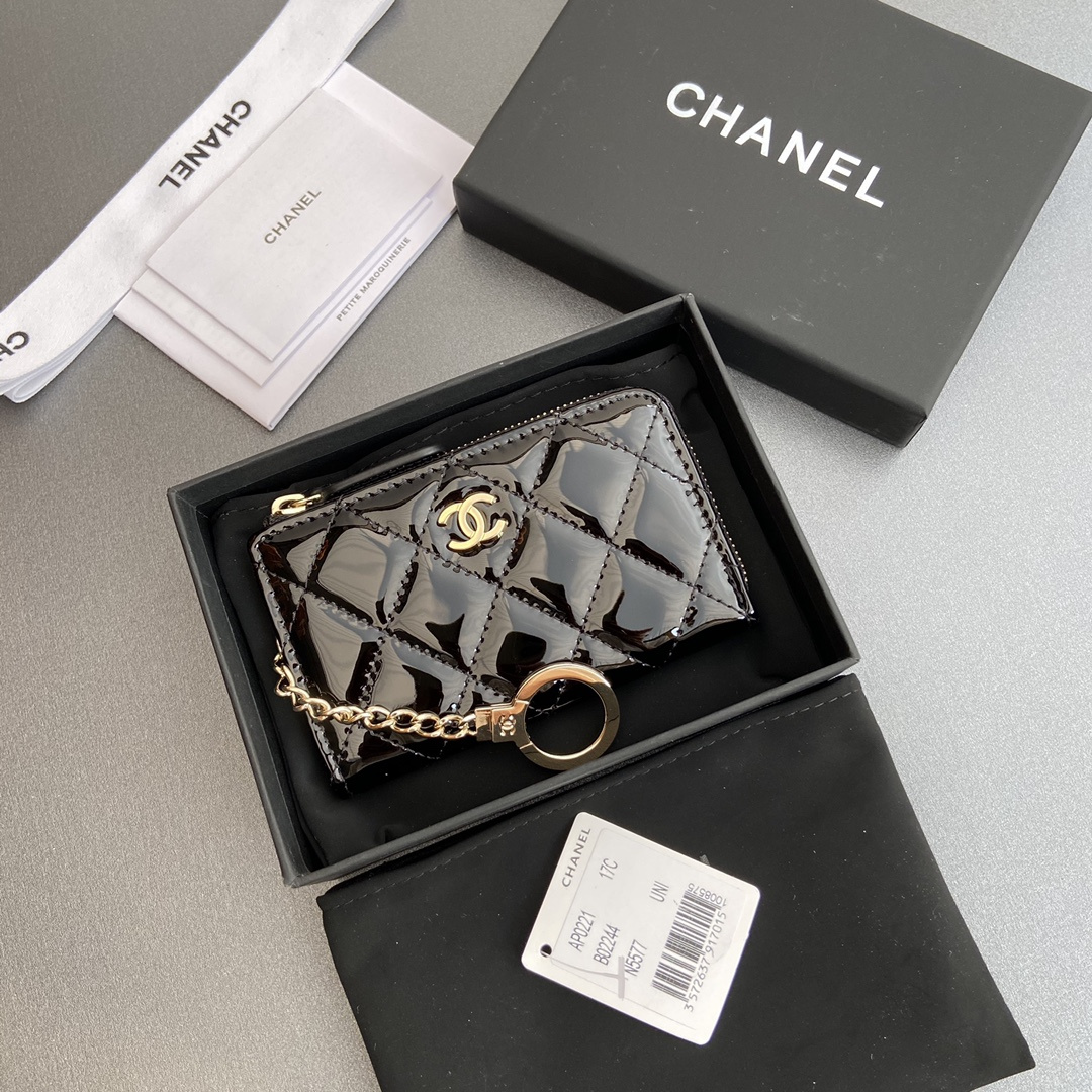 Chanel AP0221 coin purse black patent leather gold buckle