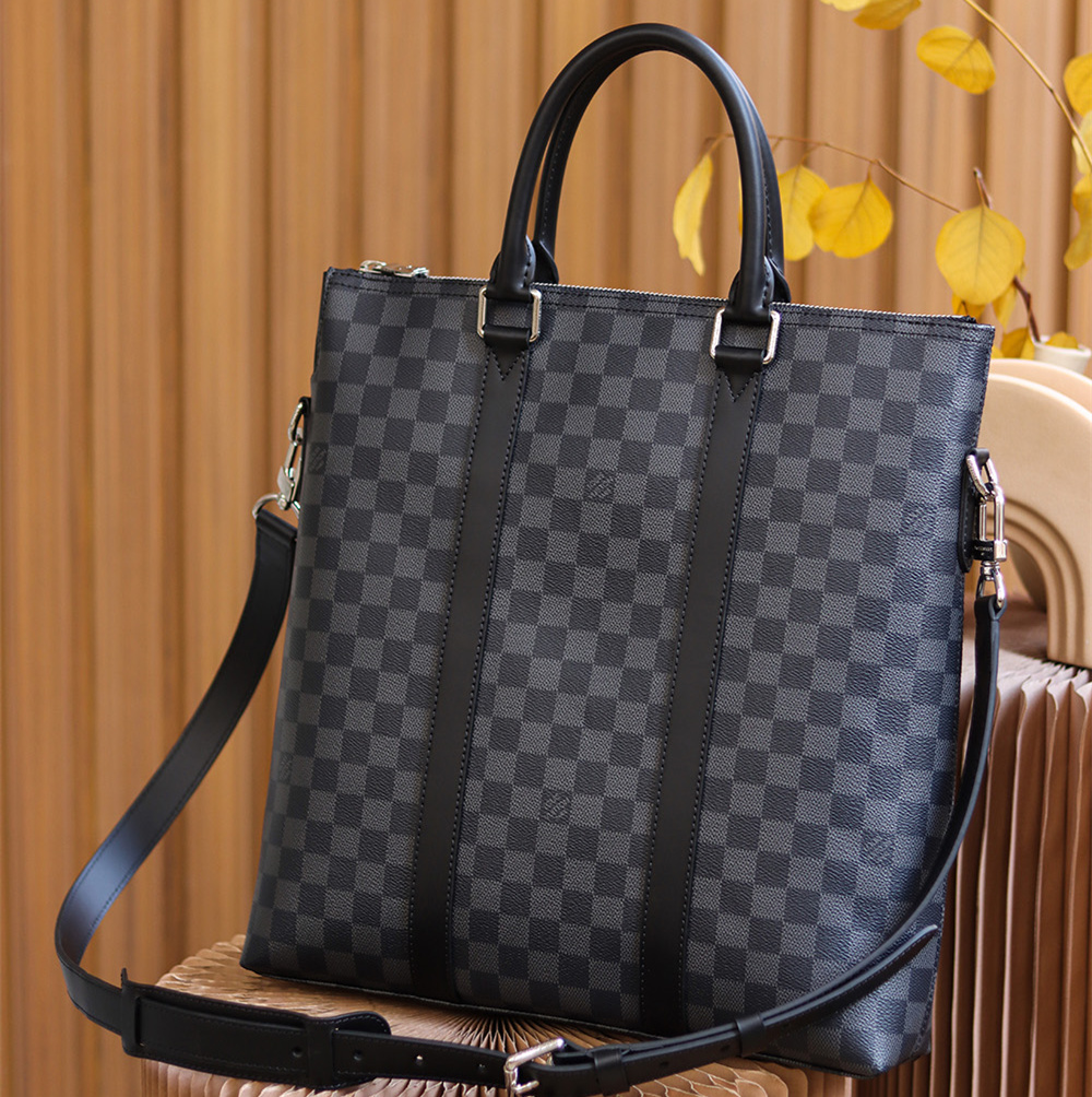 Louis Vuitton Anton Tote M40000