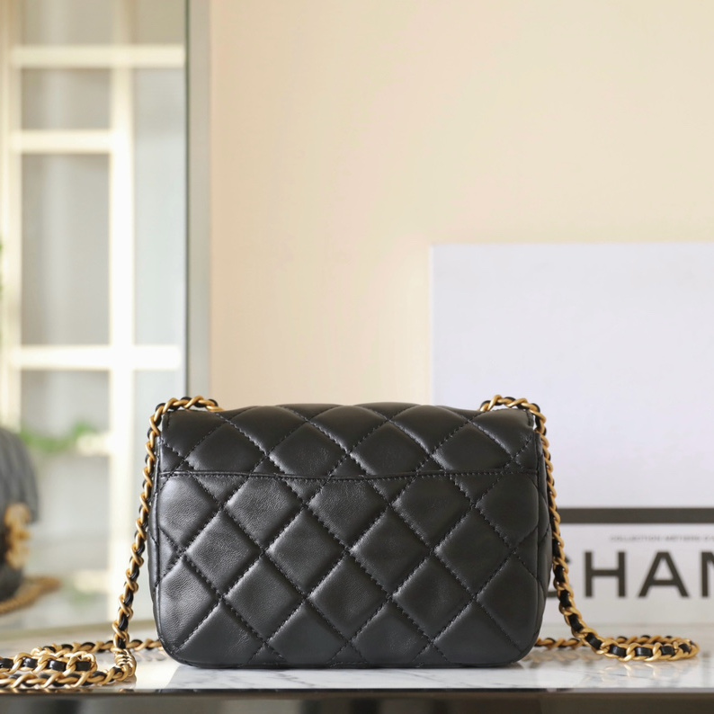 Chanel 24B series AS5026 lambskin flap bag black