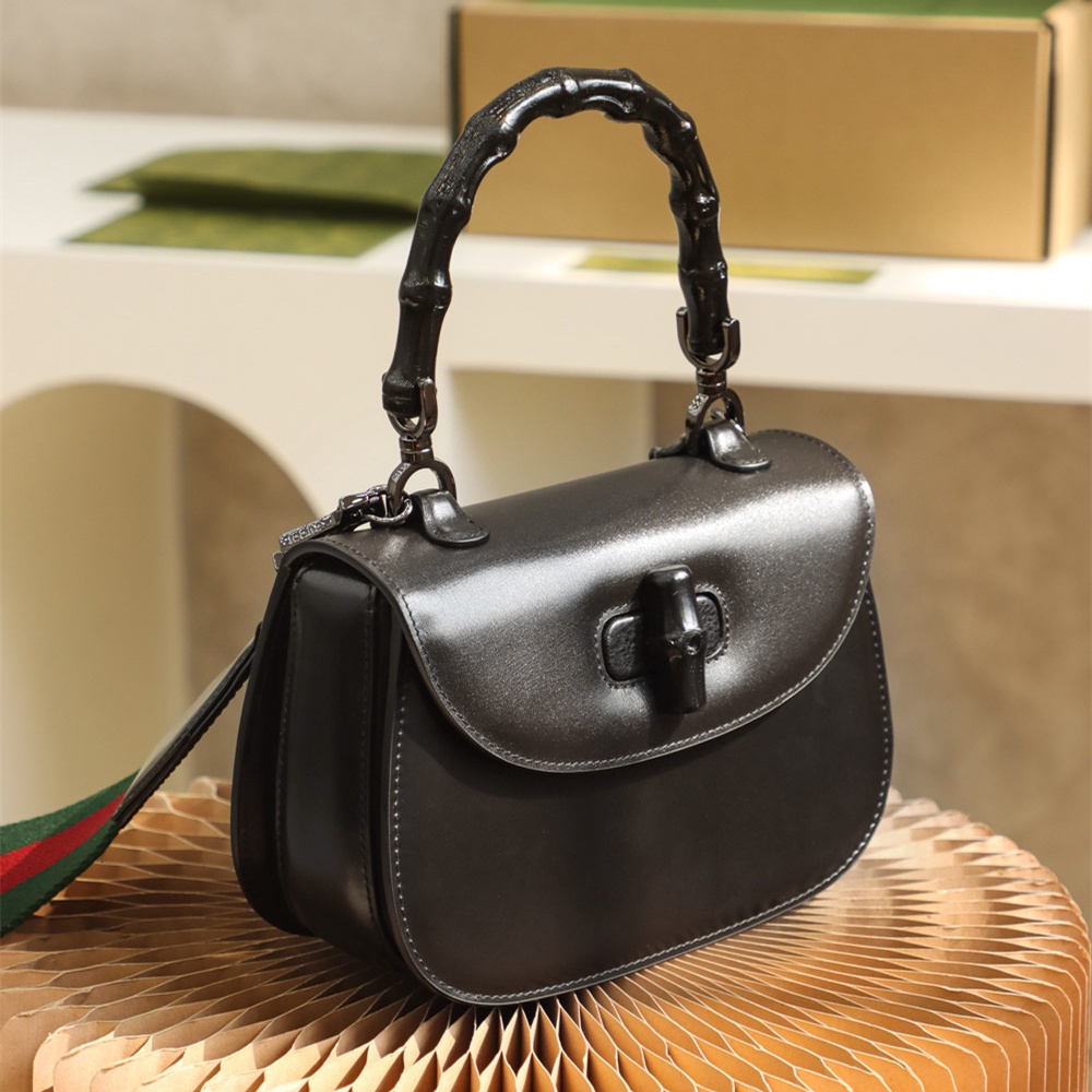 Gucci Bamboo Shoulder Bag Black