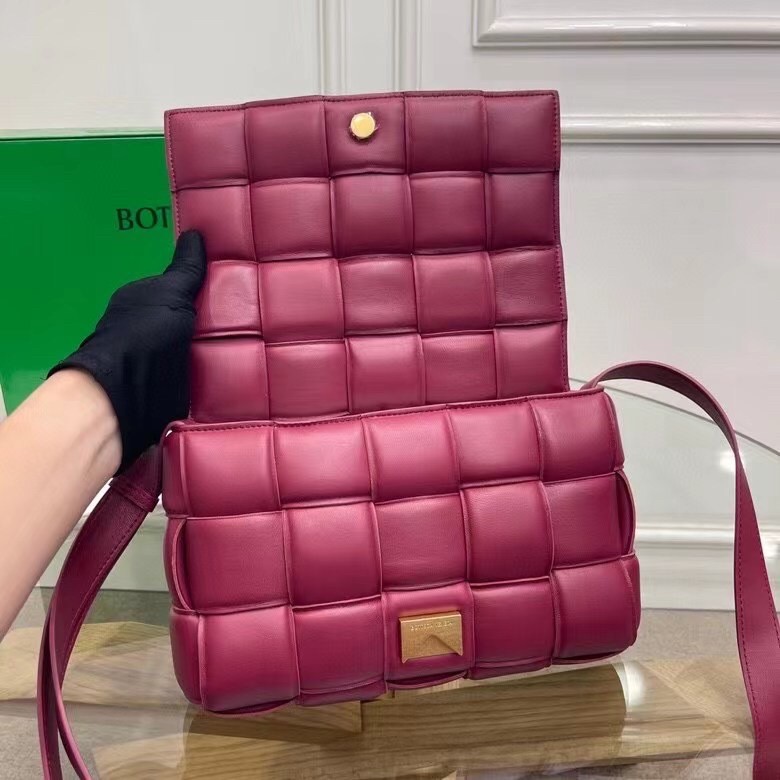 Bottega Veneta Padded Cassette Bag In Cinnabar Calfskin