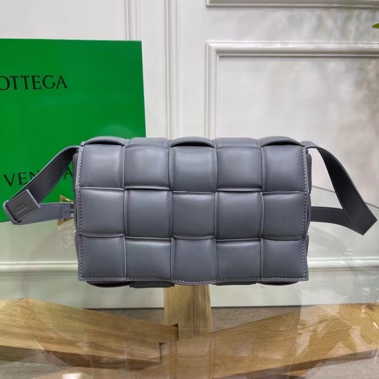 Bottega Veneta Padded Cassette Bag In Thunder Calfskin