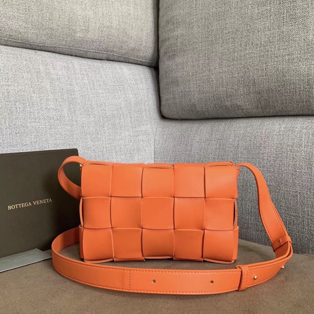 Bottega Veneta Cassette Bag In Orange Lambskin