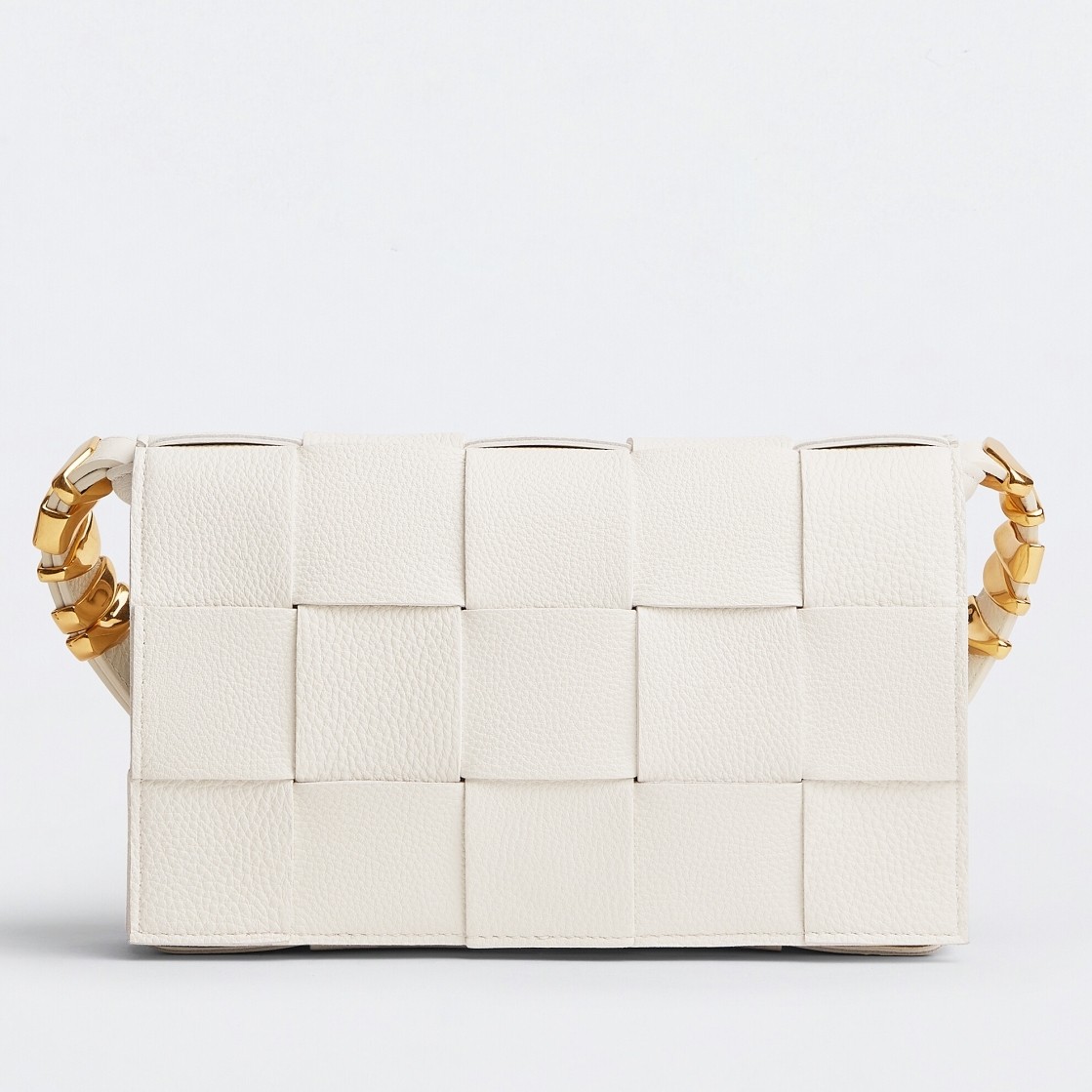 Bottega Veneta Cassette Bag In White Grained Leather