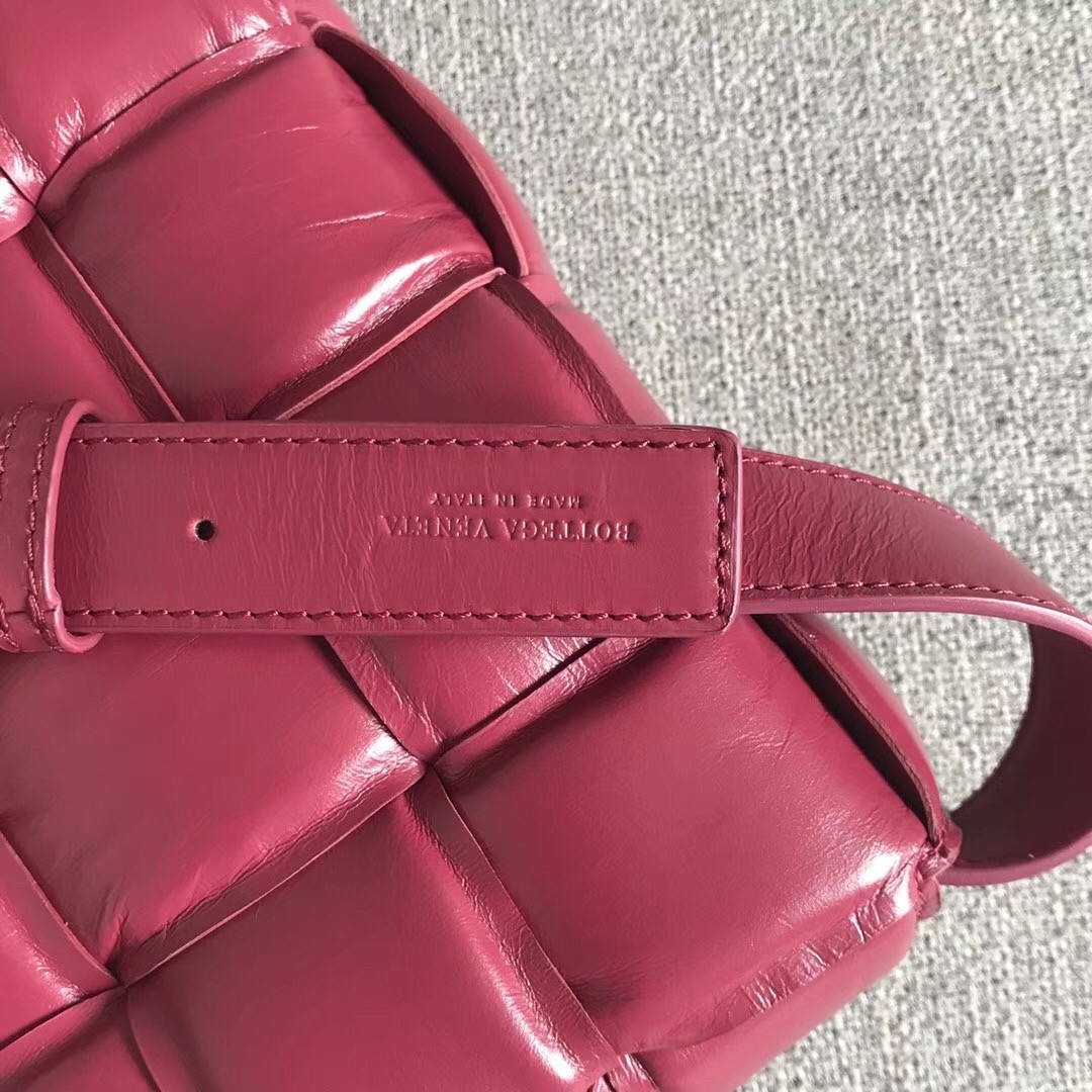 Bottega Veneta Padded Cassette Bag In Amaranto Calfskin