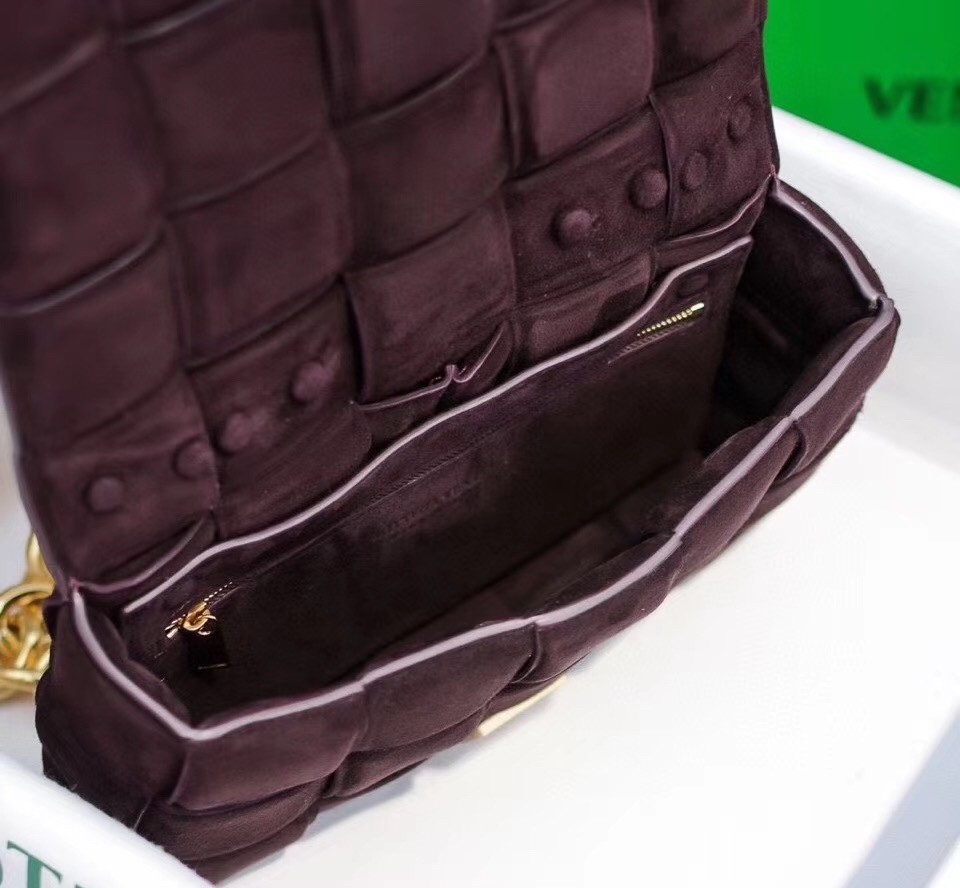 Bottega Veneta Chain Cassette Bag In Fondant Suede