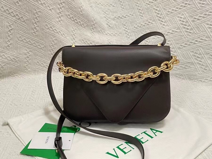 Bottega Veneta Mount Medium Envelope Bag In Fondant Calfskin