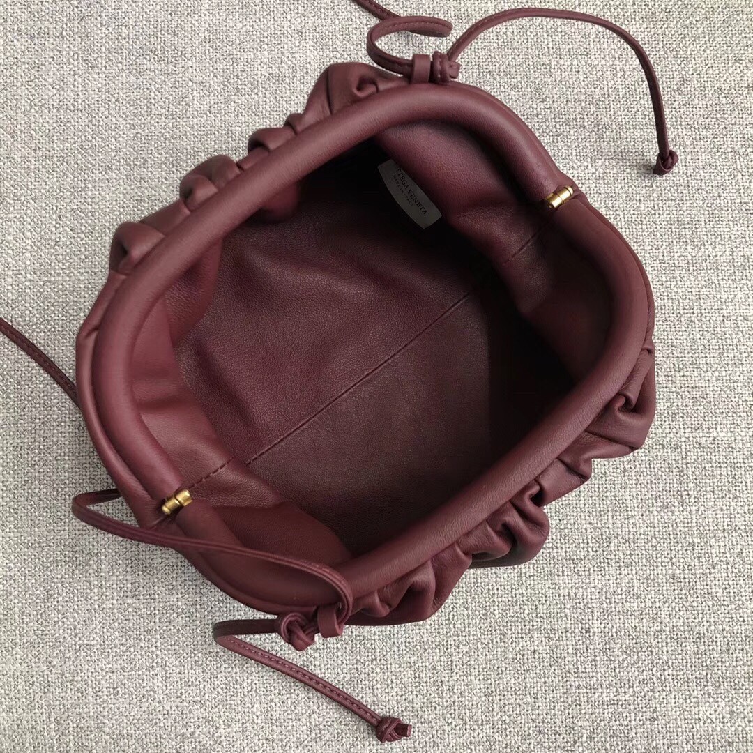 Bottega Veneta The Pouch 20 Clutch In Bordeaux Calfskin