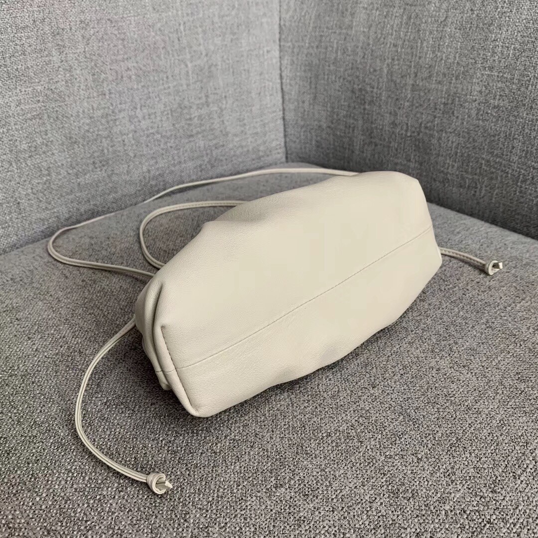 Bottega Veneta Pouch Mini Bag In White Calfskin