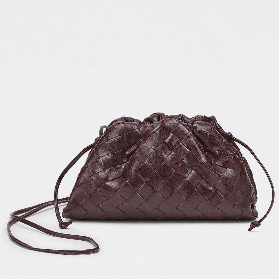 Bottega Veneta Mini Pouch In Grape Intrecciato Lambskin