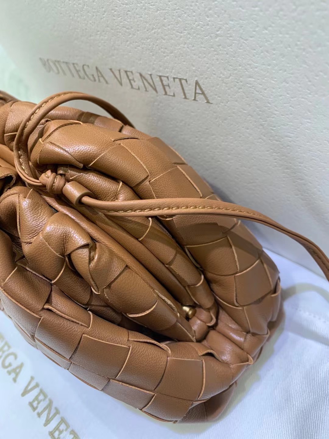 Bottega Veneta Mini Pouch In Caramel Intrecciato Lambskin