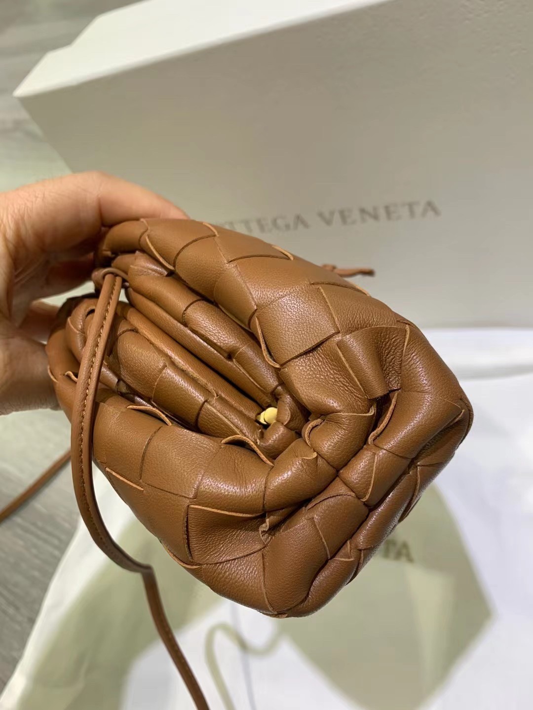 Bottega Veneta Mini Pouch In Caramel Intrecciato Lambskin